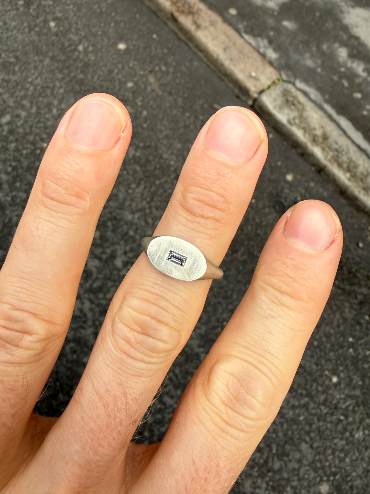 SLOT RING GREY