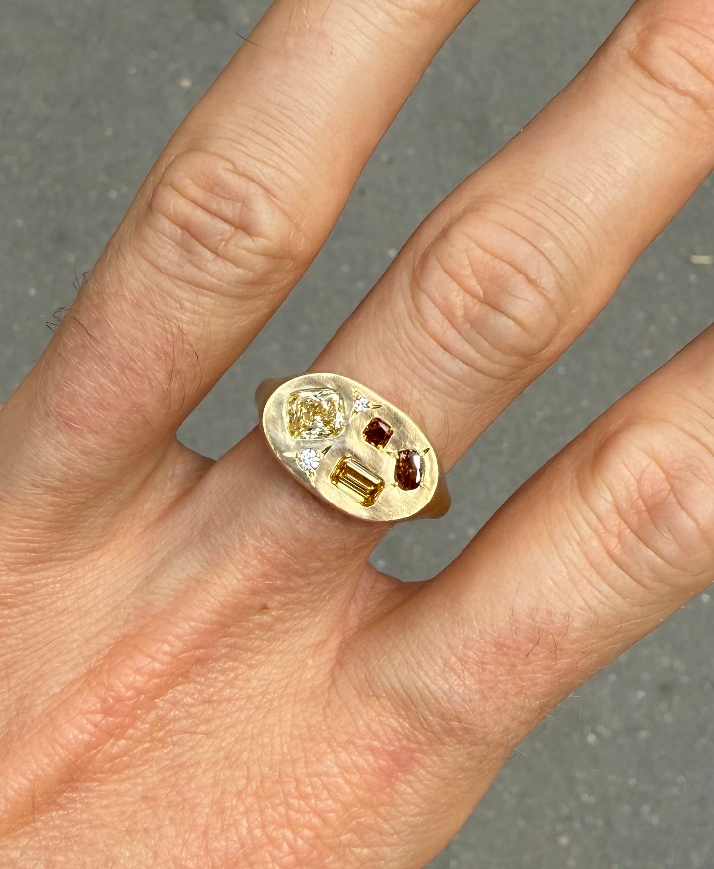 Brun ring