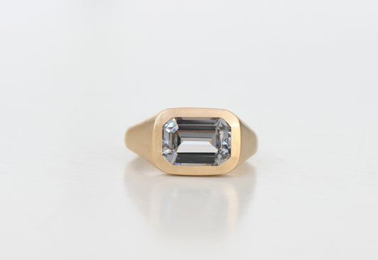 Grey cushion ring