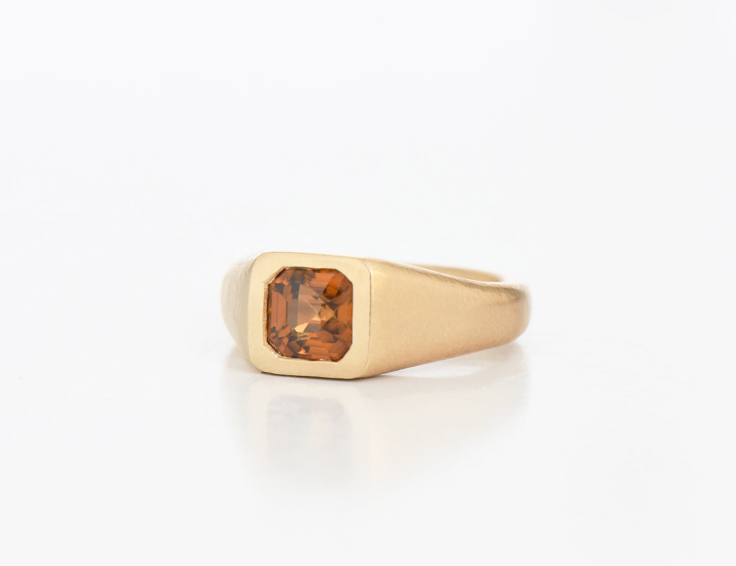 ZIRCON BLOCK RING