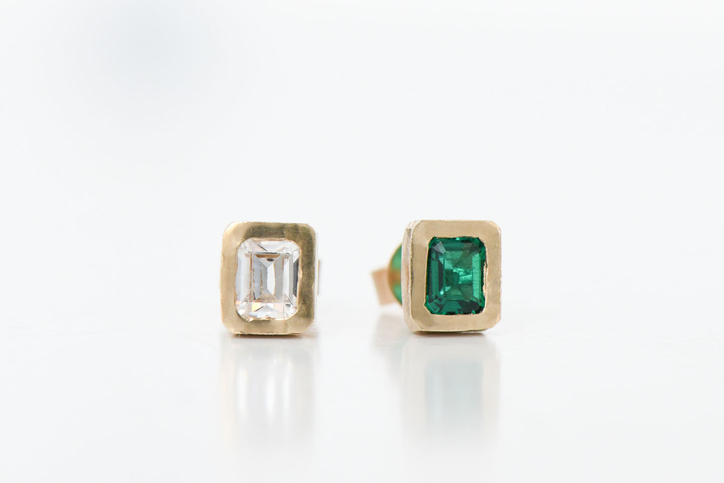 Cushion Earring Gold (pair)