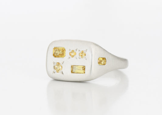 Bangkok yellow ring