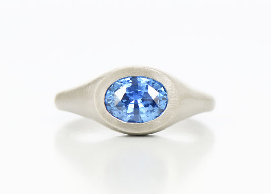 OVAL RING BLUE