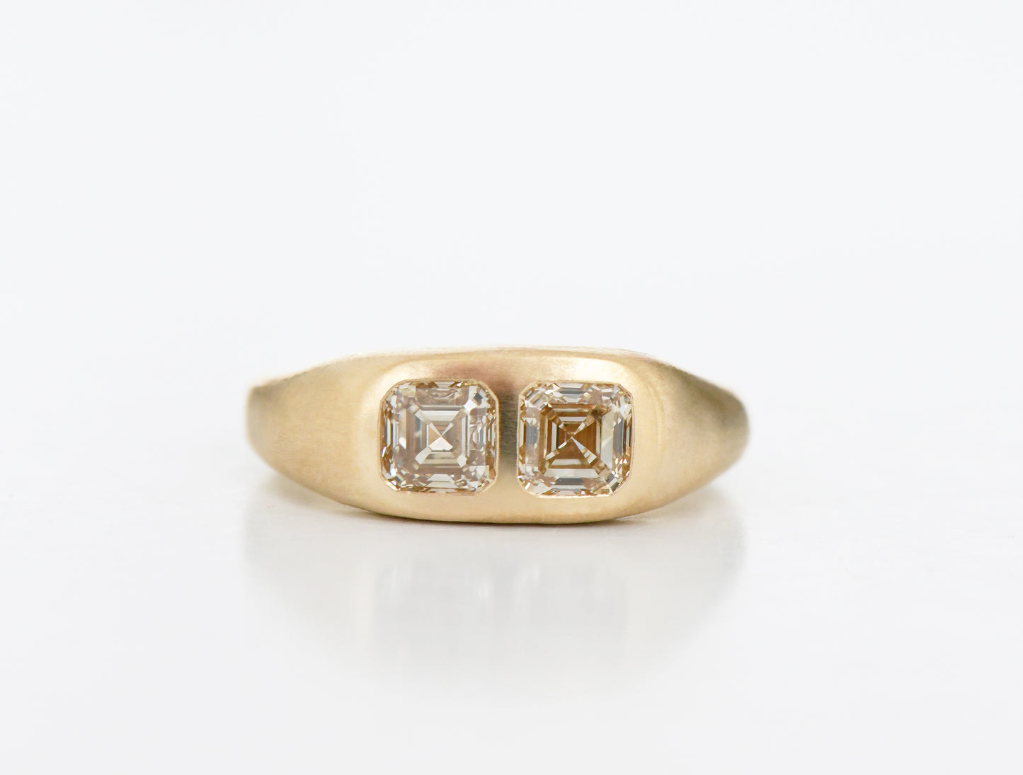 BROWN ASSCHER RING