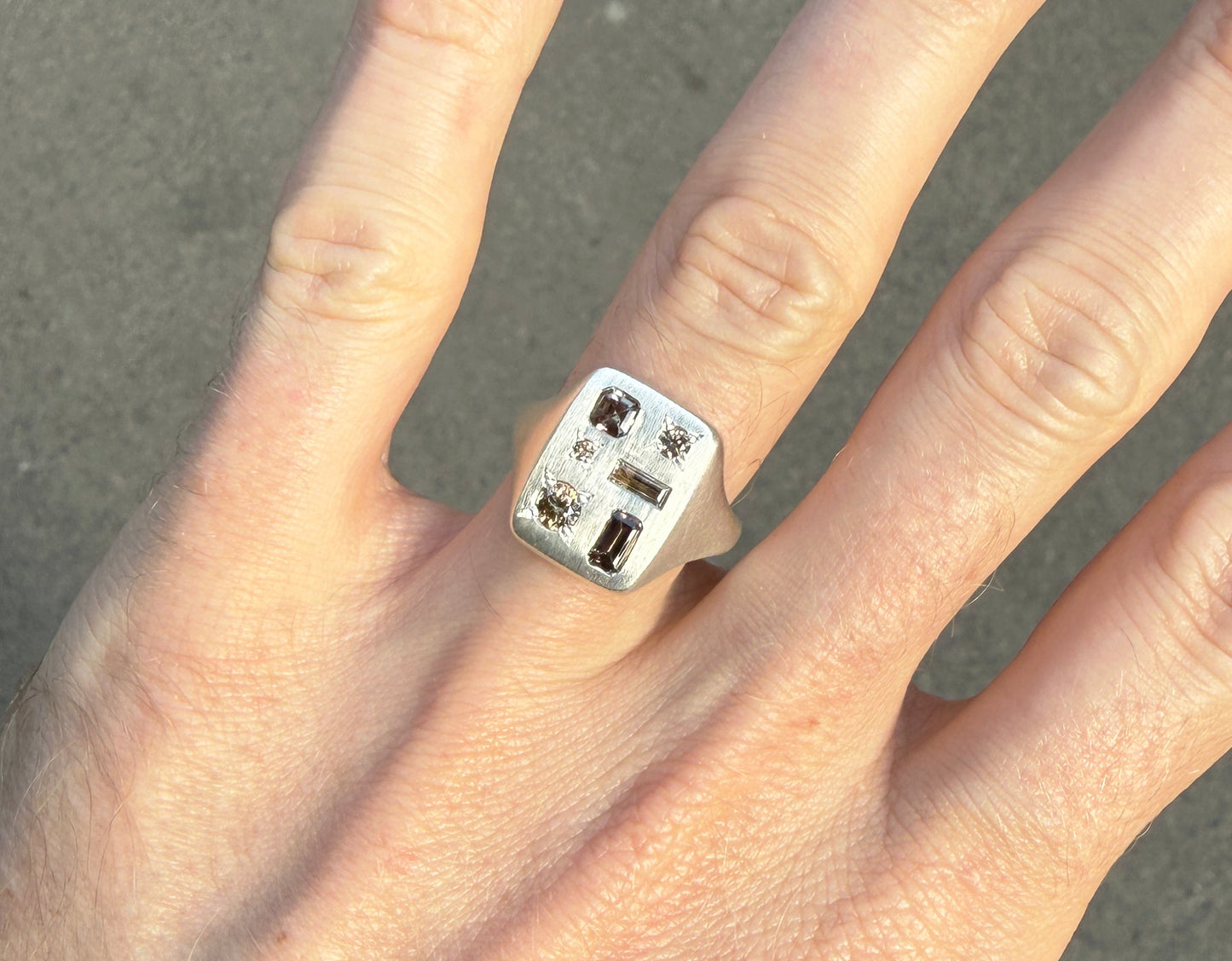 BROWN FLORENTINE RING