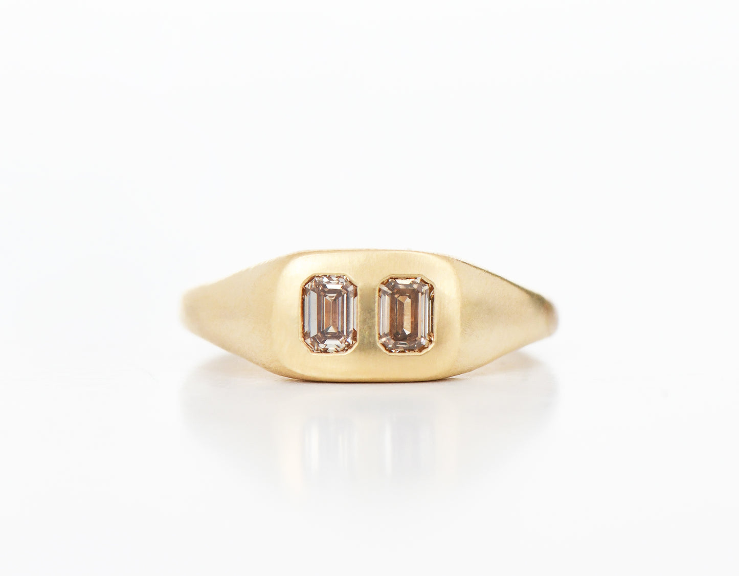 BROWN BUG RING