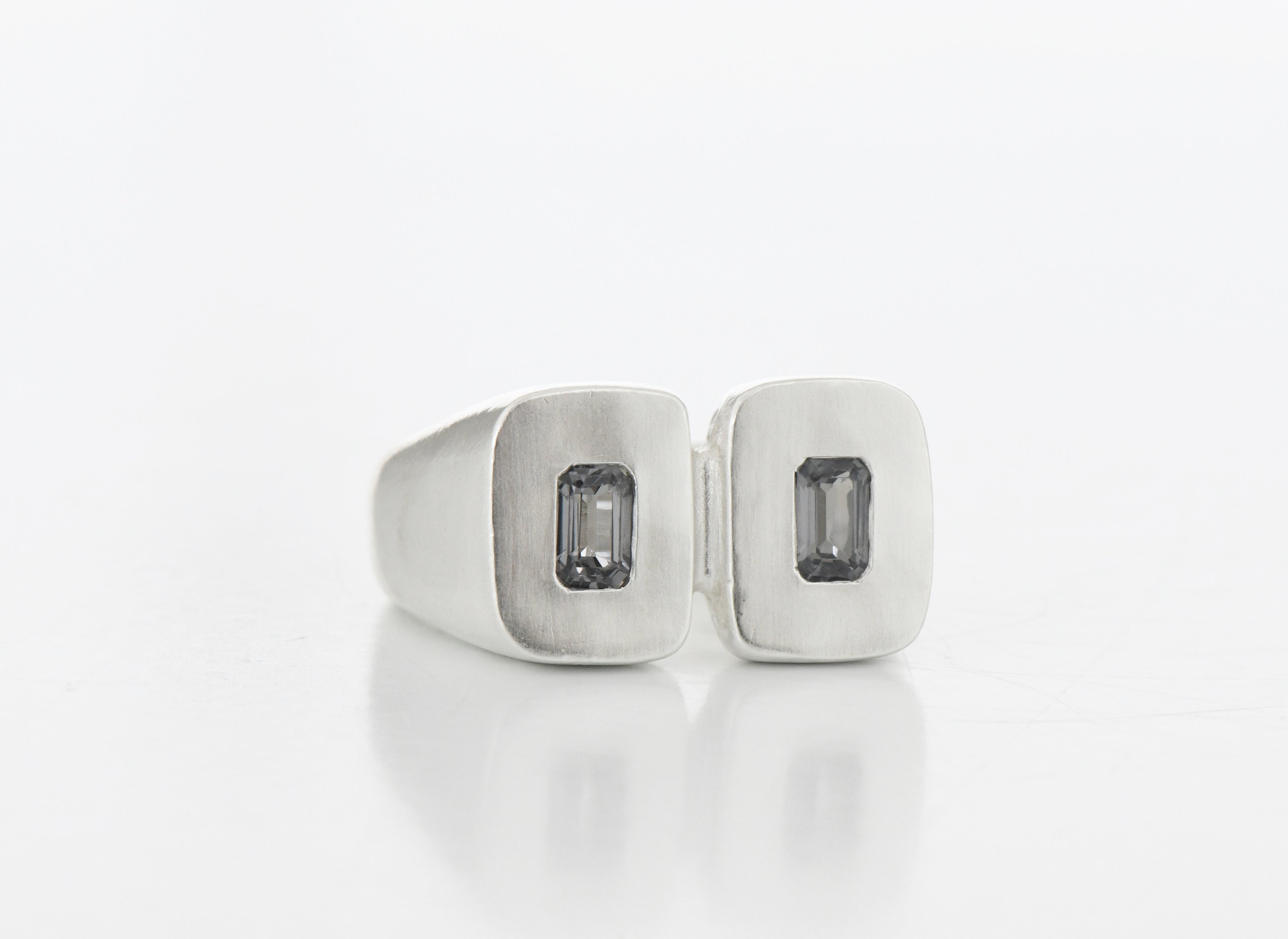 Rings – Seb Brown