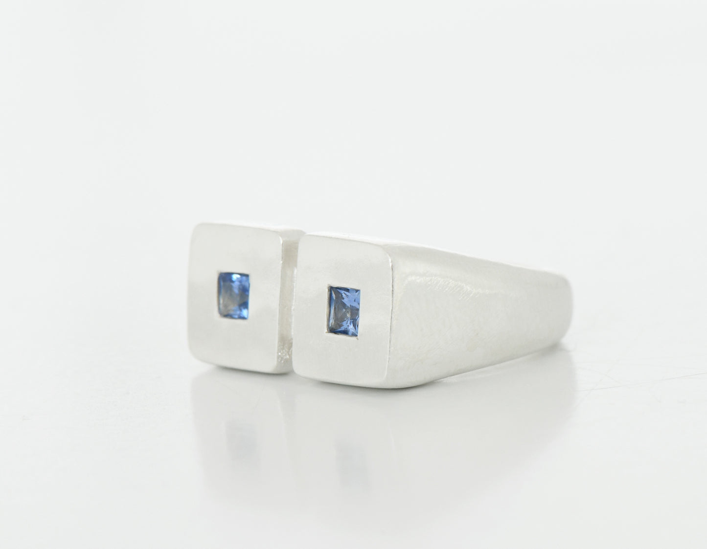 Double Tablet Ring