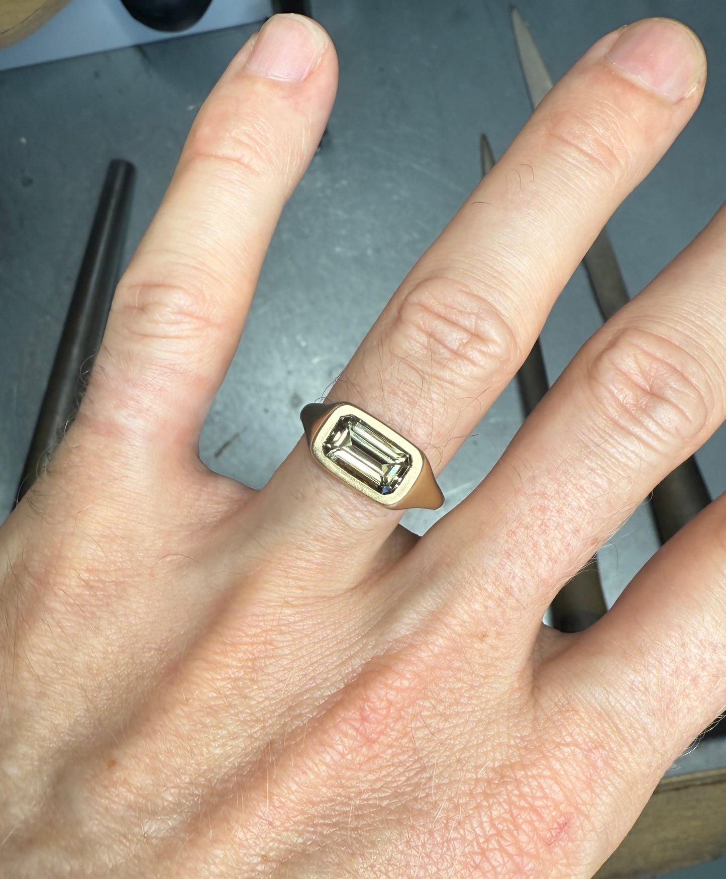 ELONGATED CUSHION RING