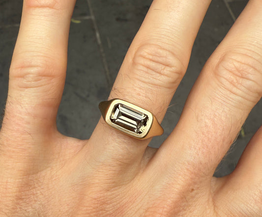 ELONGATED CUSHION RING