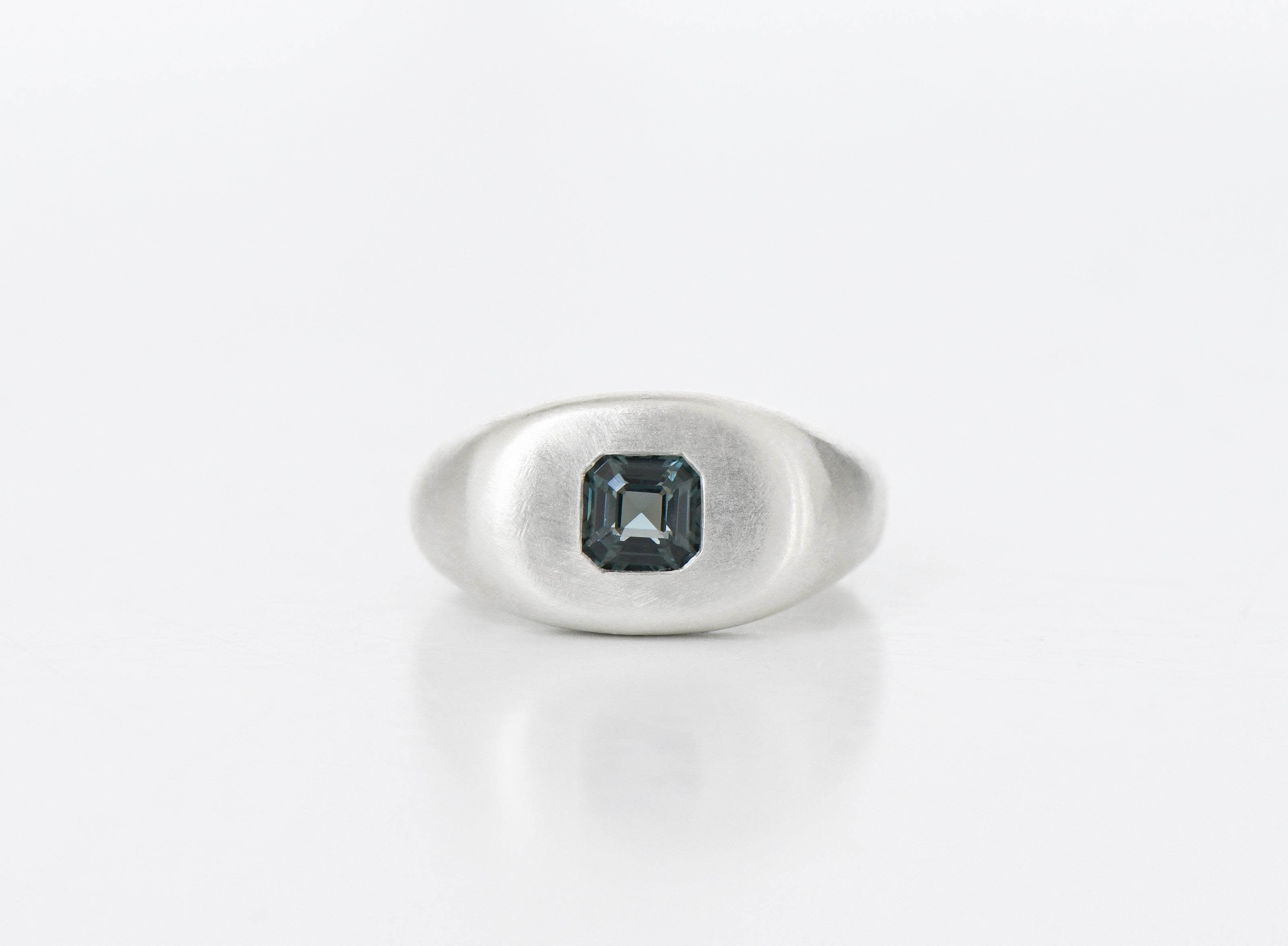 FAT CAR RING – Seb Brown
