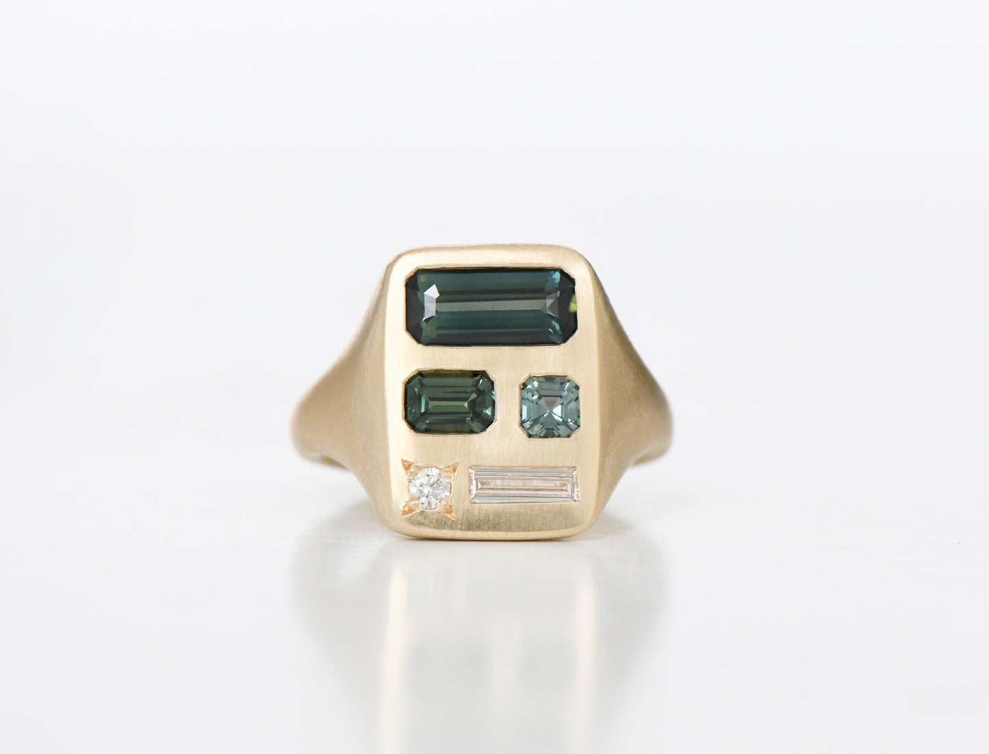 GREEN FLORENTINE RING