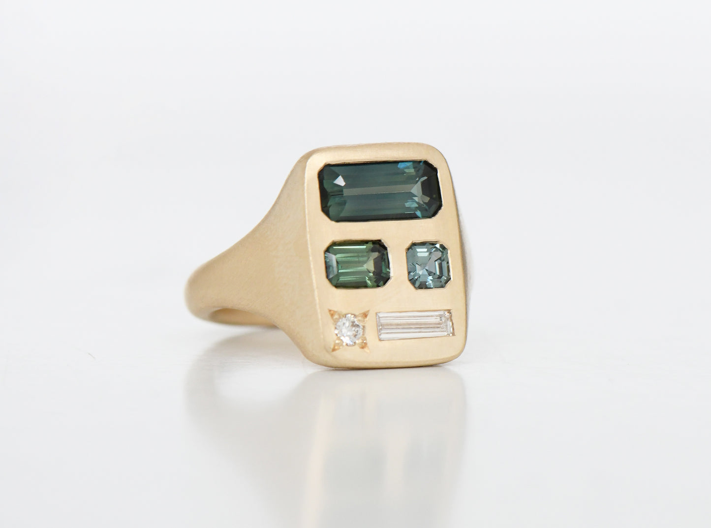 GREEN FLORENTINE RING