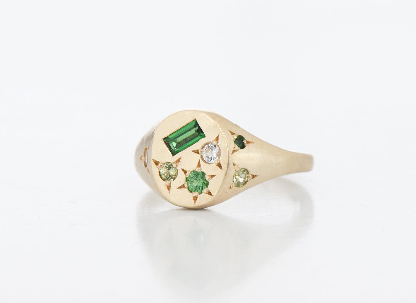 Green Treasure Ring Gold