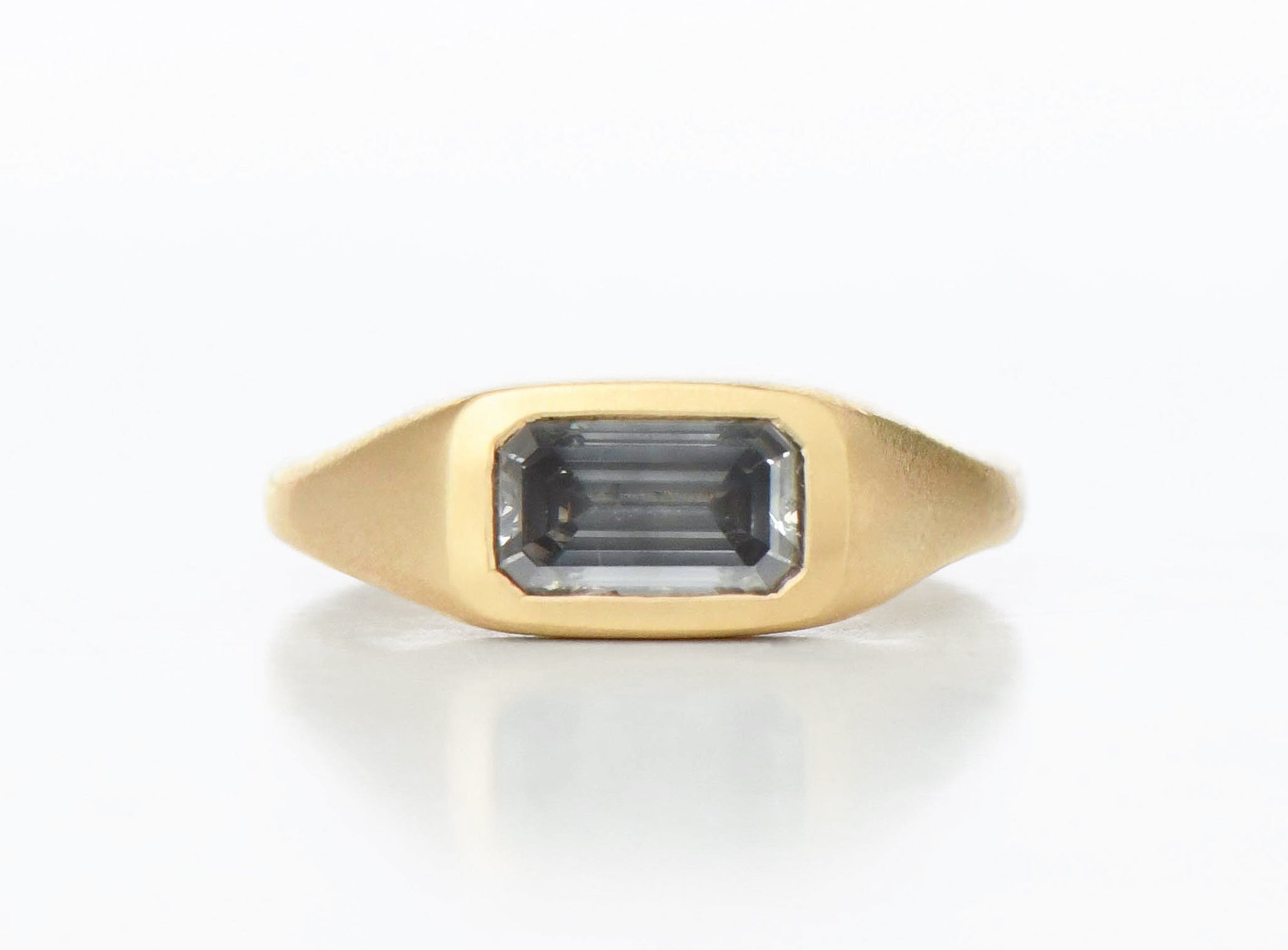 Rings – Seb Brown