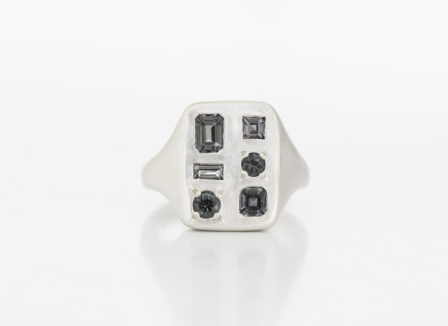 Grey Florentine Ring