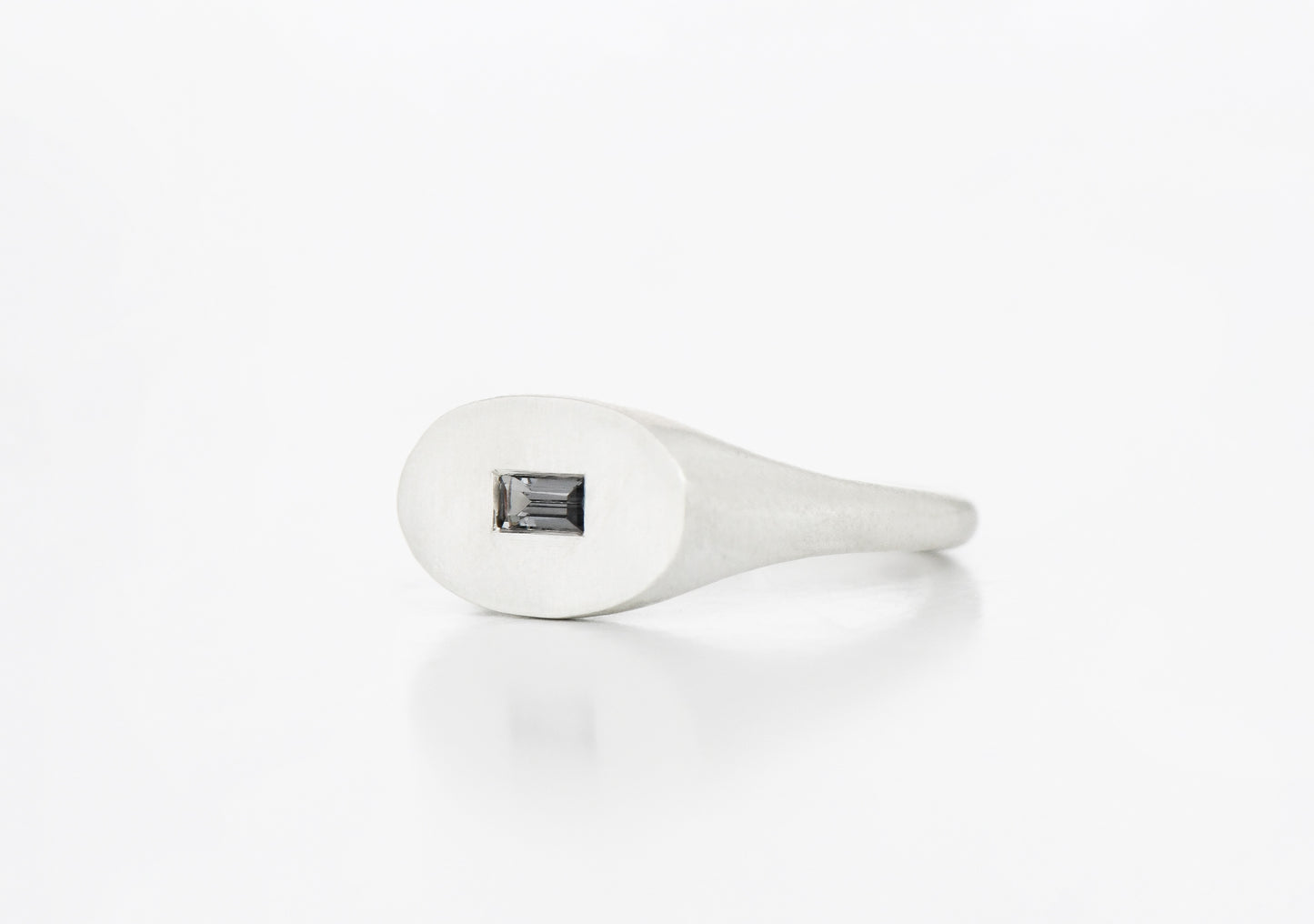 SLOT RING GREY