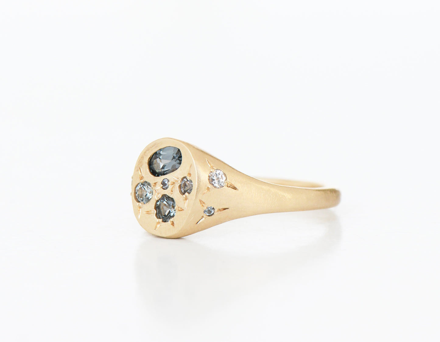 GREY SPAZIO RING