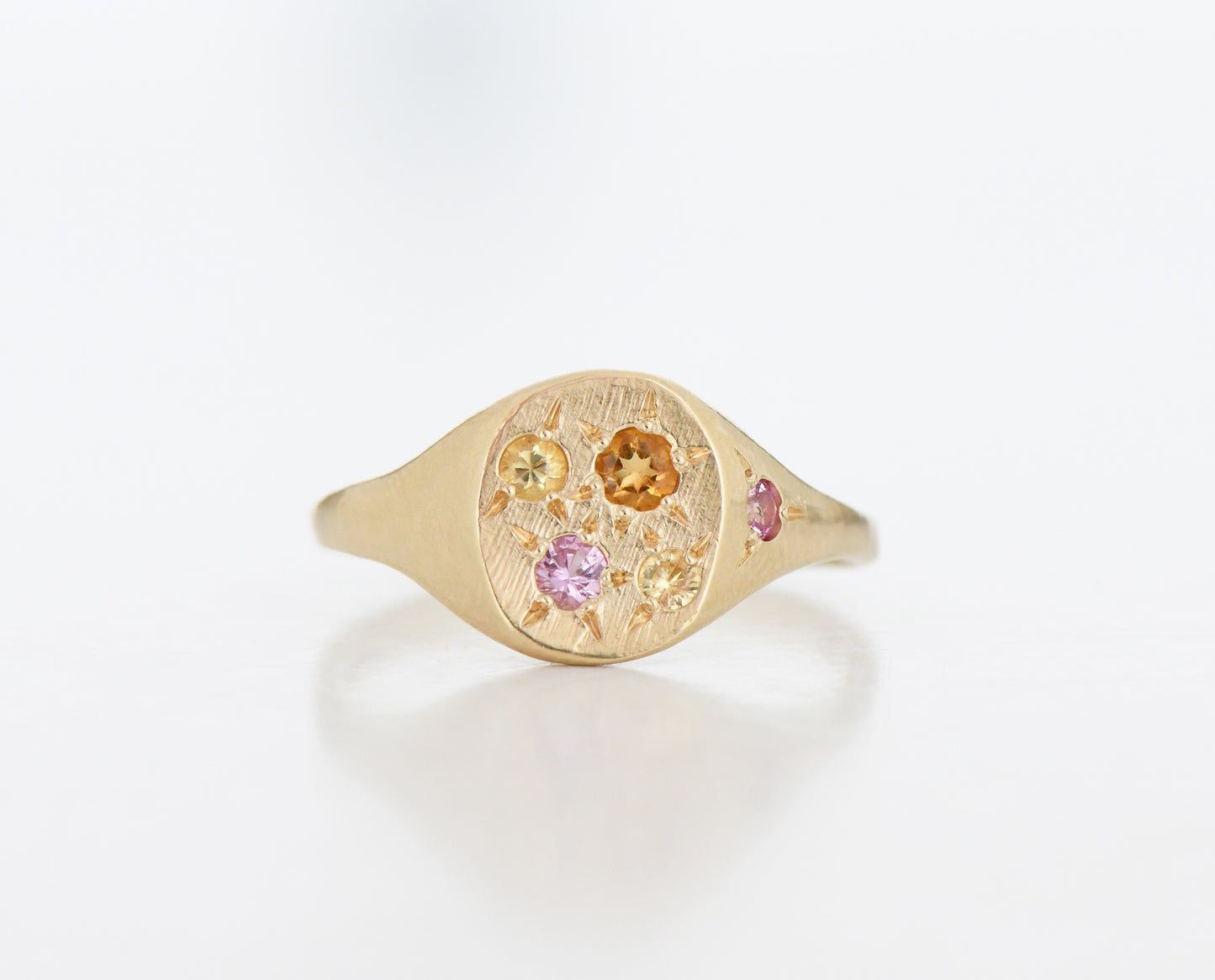 NEAPOLITAN PEACH RING