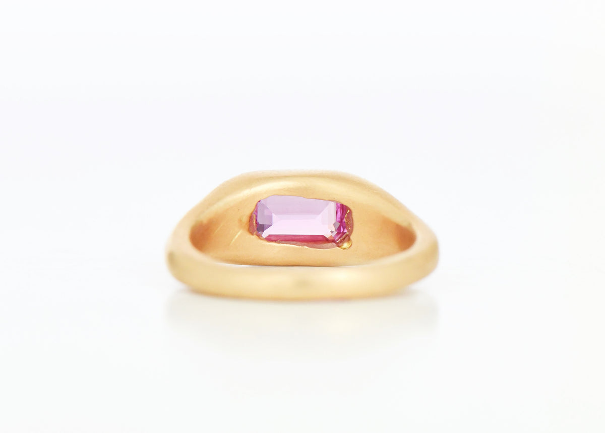 PINK BUBBLE RING