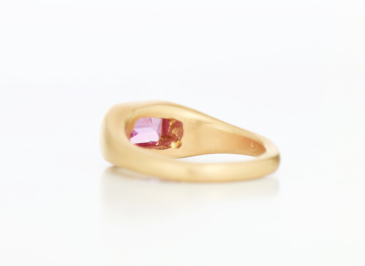 PINK BUBBLE RING