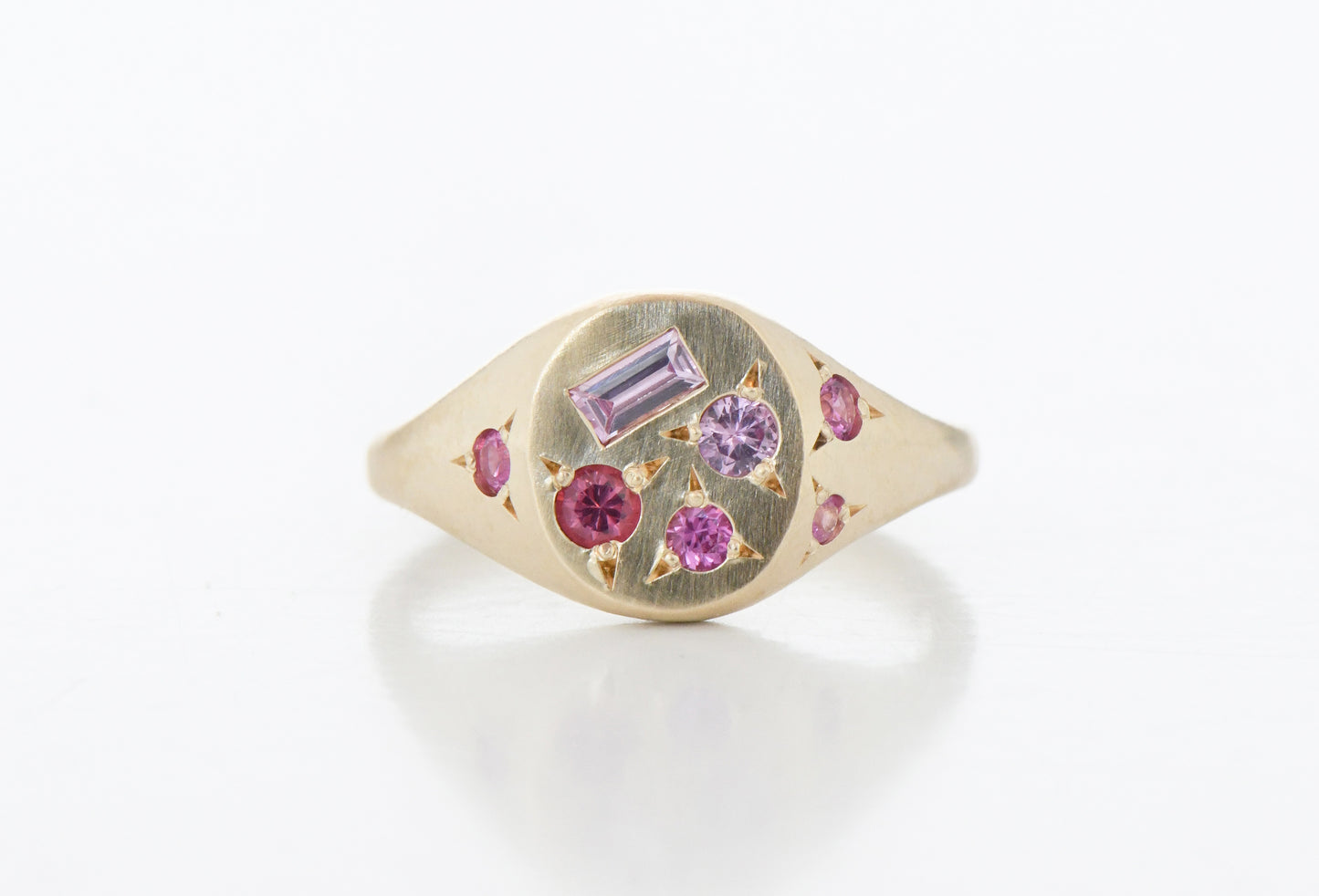 Pink Treasure Ring Gold