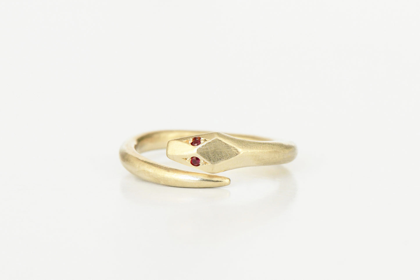 Serpent Ring Gold