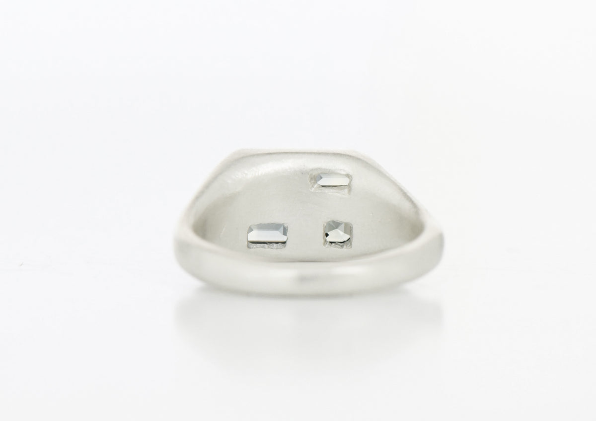 SLIM TABLET RING