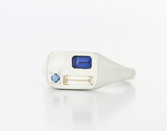 SLIM TABLET RING