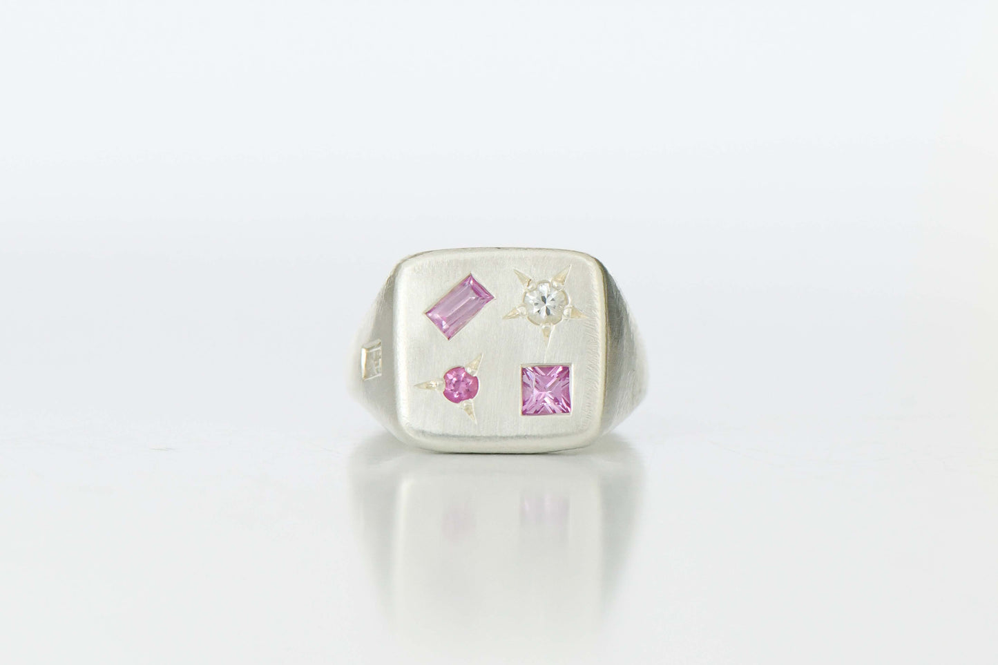 PINK TABLET RING (L)
