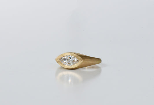 UFO diamond ring