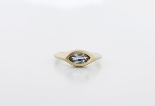 SPINEL UFO RING
