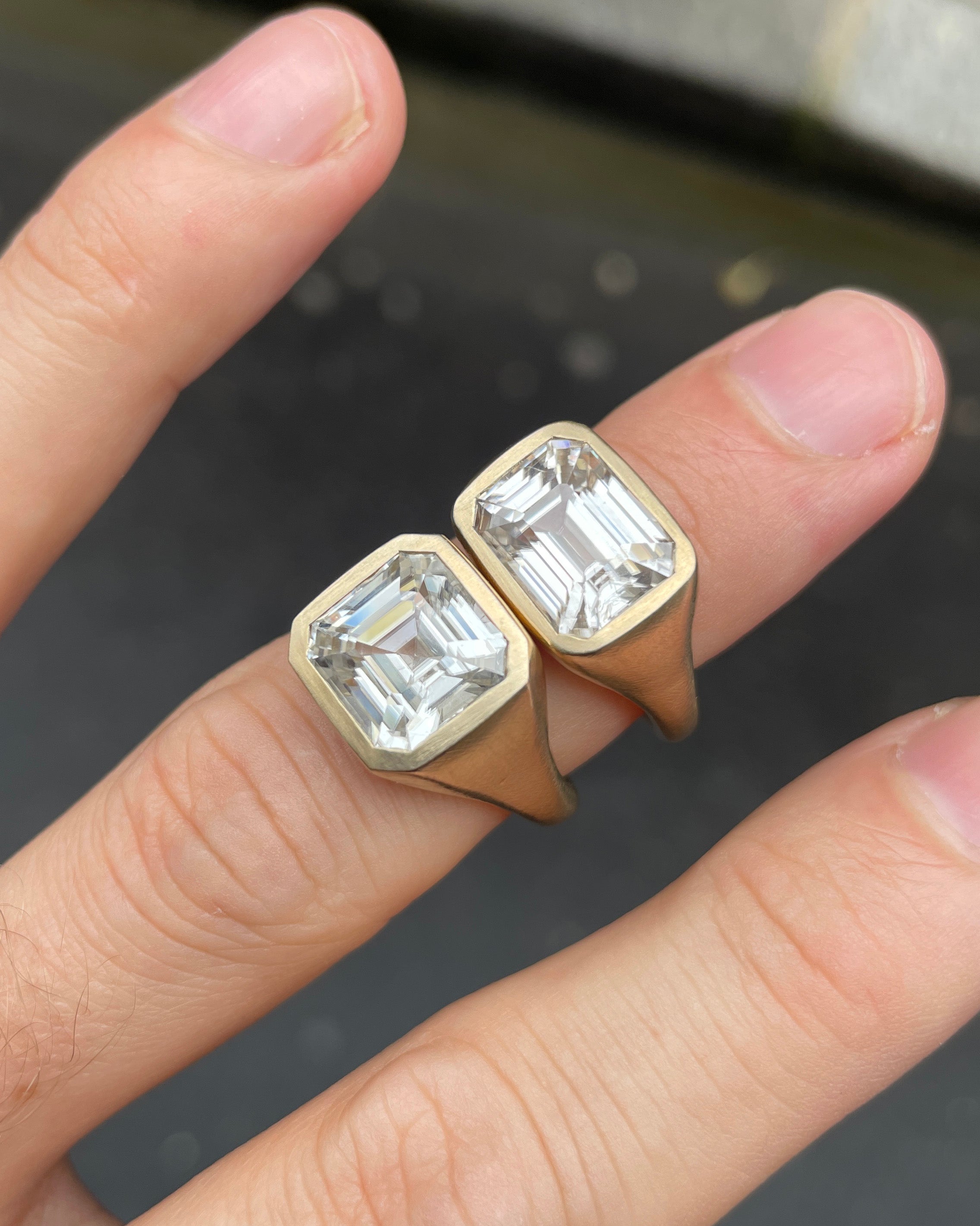 Cocktail ring emerald cut