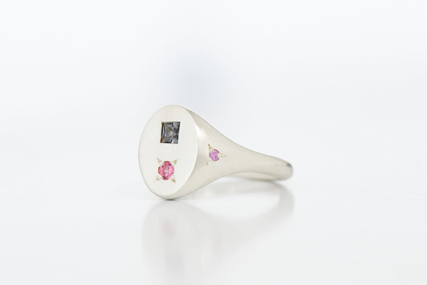 Cyclops ring (O)