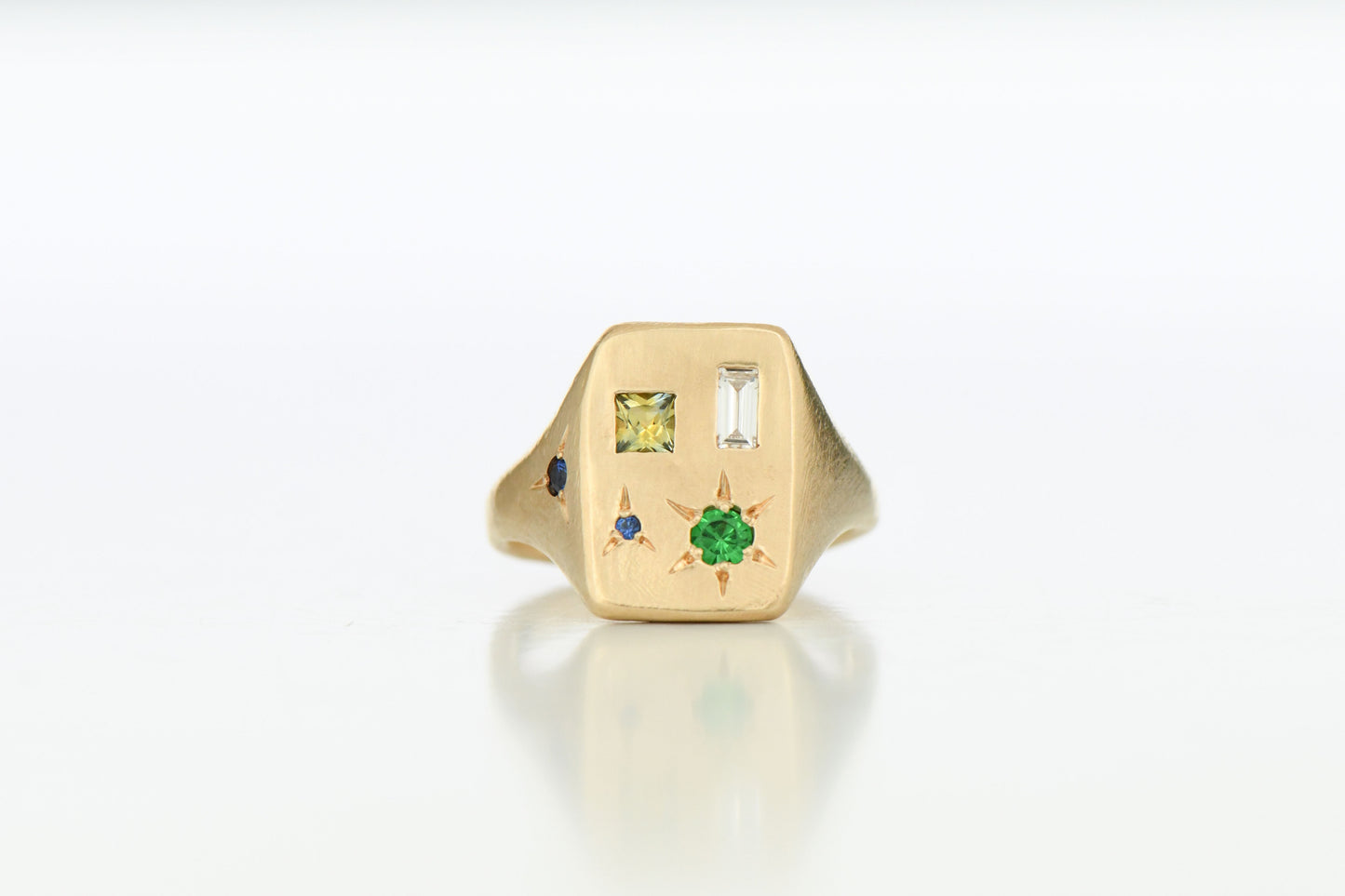 Geometric Ring (P)