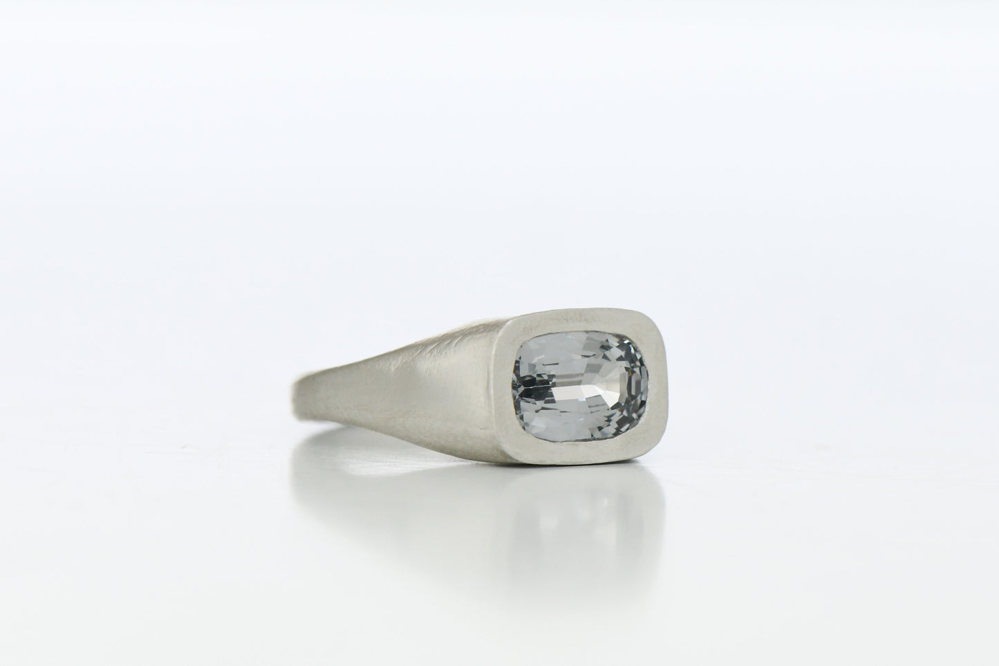 Platinum Cushion Ring (P)