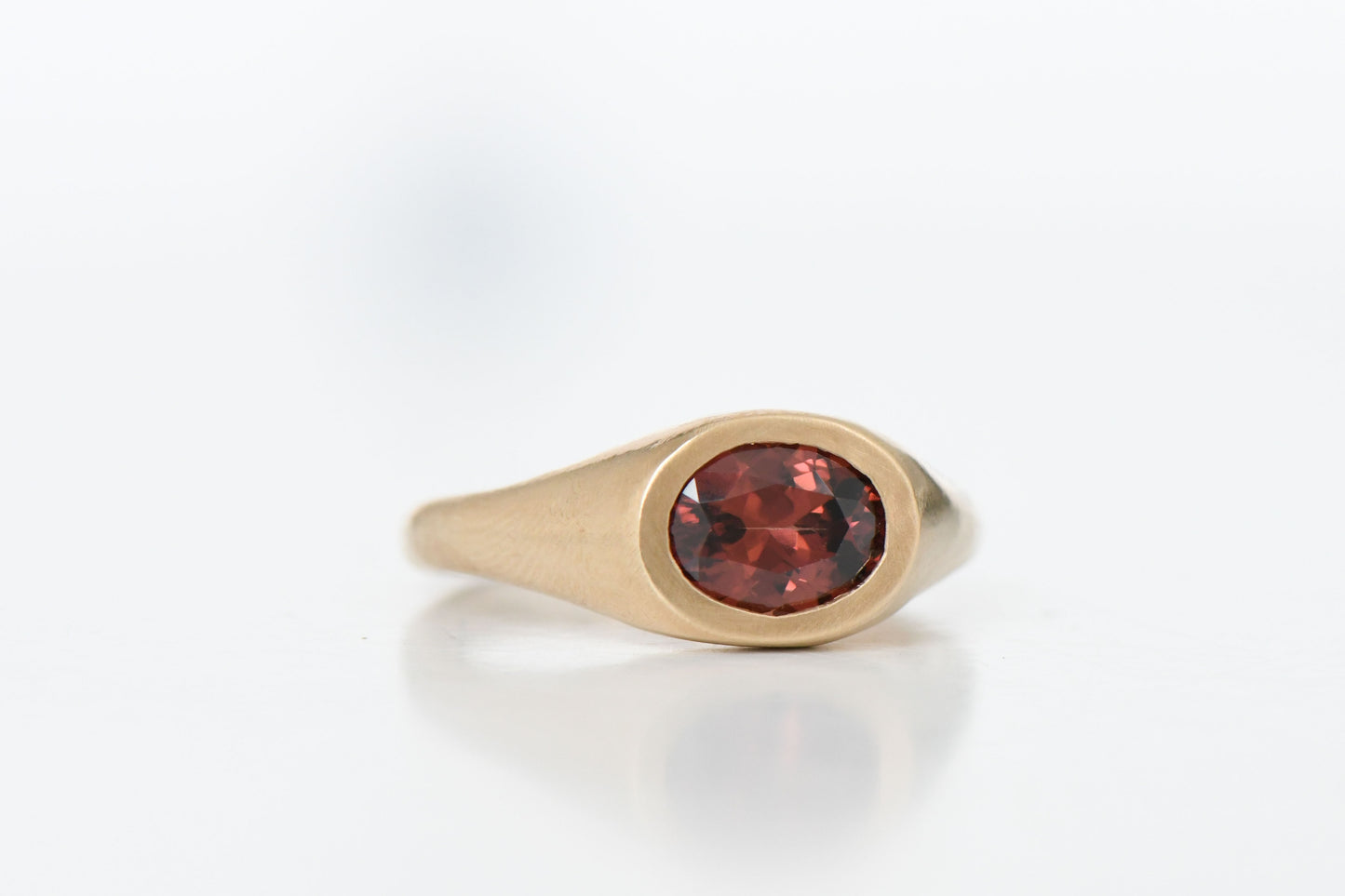 XL OVAL ZIRCON RING (S 1/2)