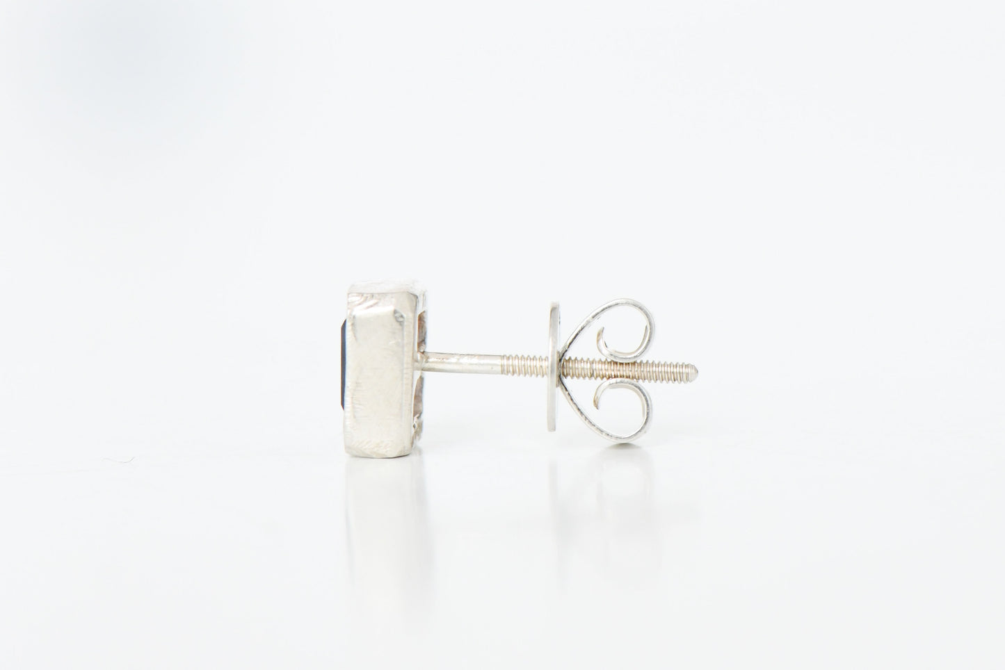Cushion Earring Silver (pair)