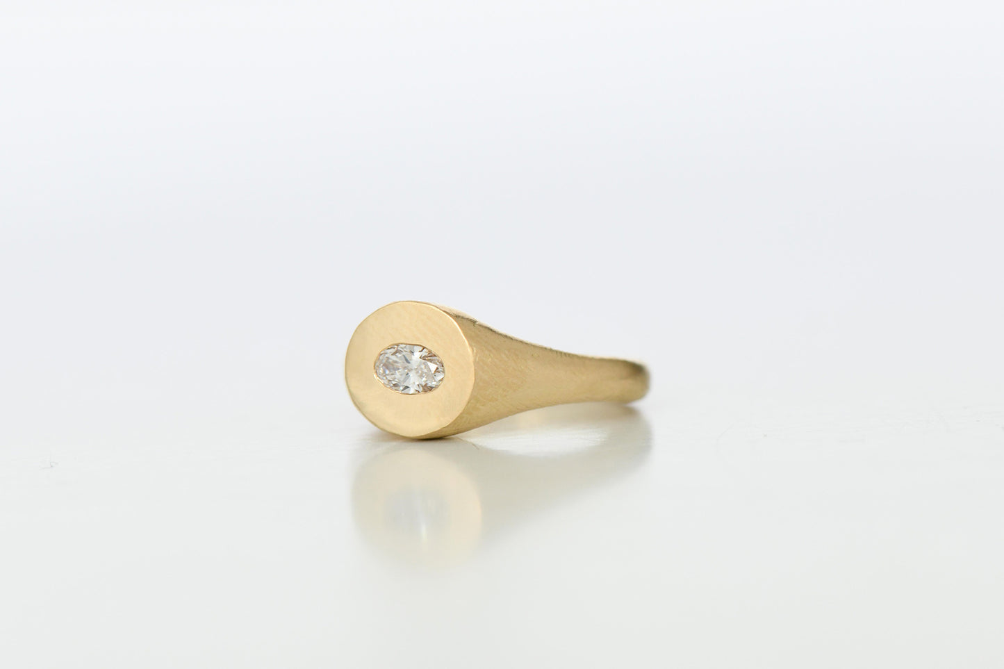 Goat Eye Diamond ring (K 1/2)