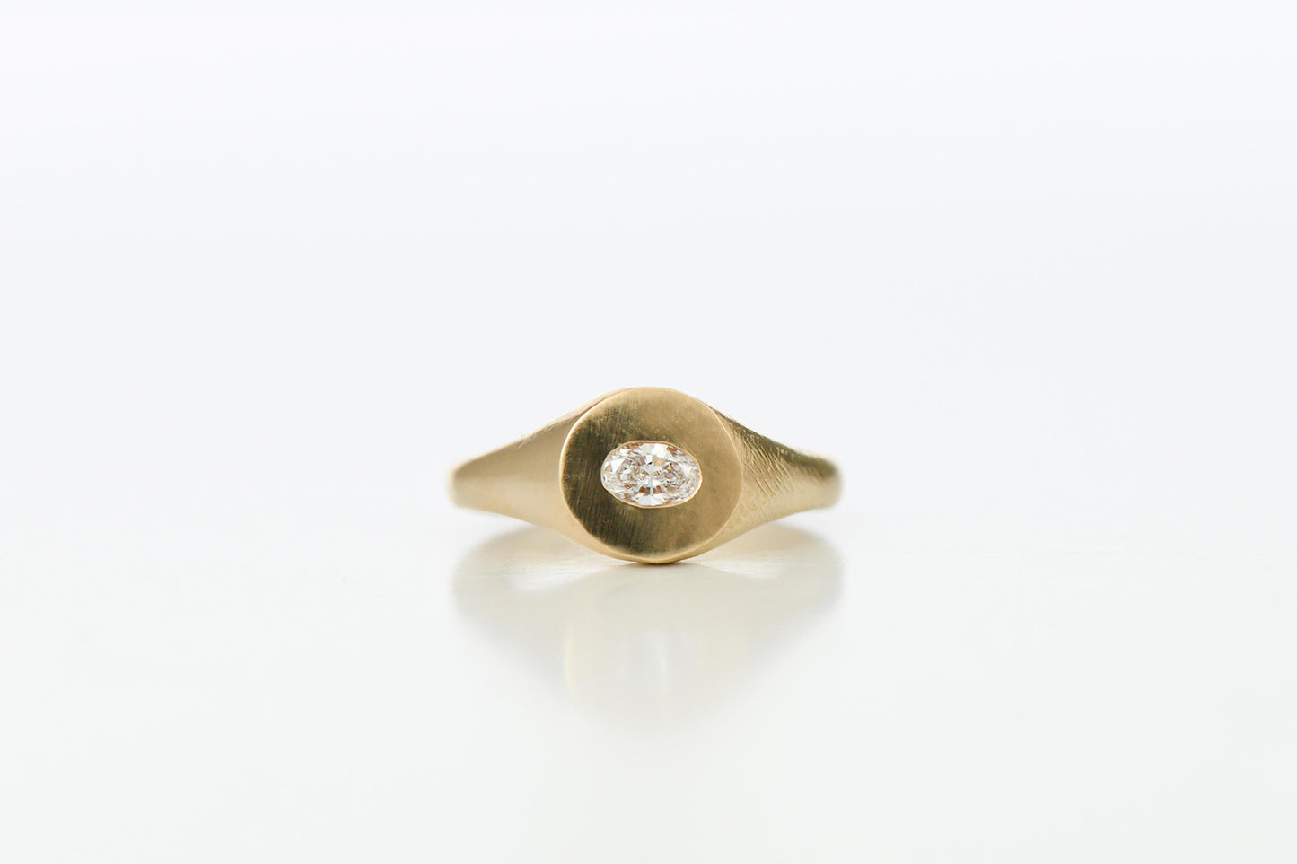 Goat Eye Diamond ring (K 1/2)